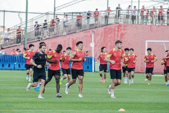 杏彩体育平台- 巴黎青训小将连续三场建功  